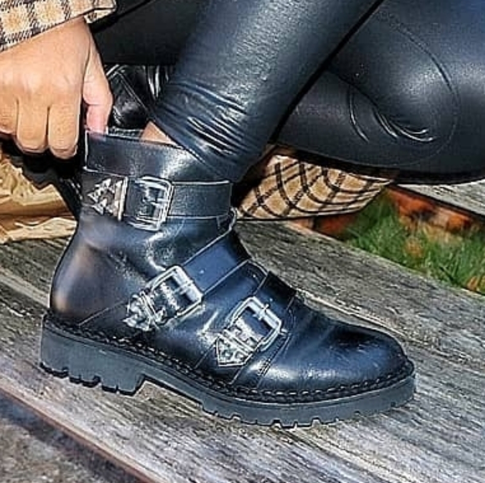Leather Shoe The BearTriple Buckle Moto Boots